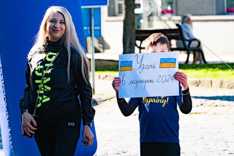 502 700 гривень на підтримку ЗСУ зібрали на Krayna Uzhhorod Marathon 2024 