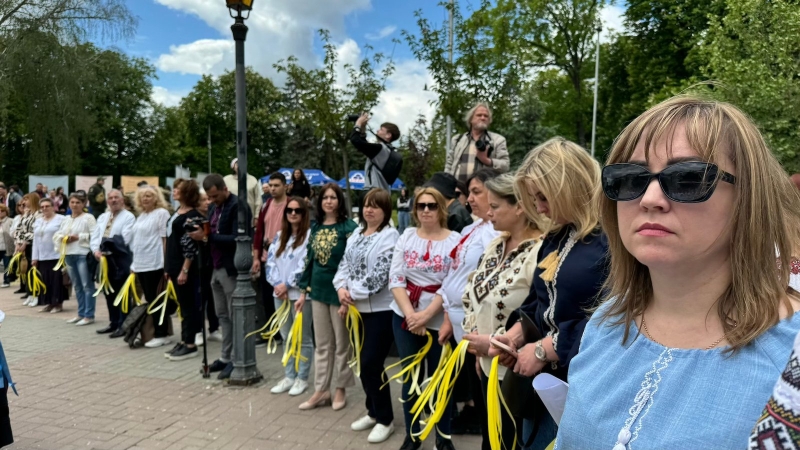 У центрі Вінниці відбувся флеш-моб до Дня вишиванки (Фоторепортаж)