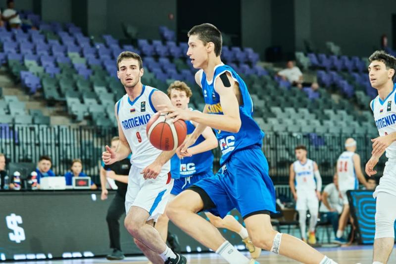 Чемпіонат Європи U-20: Вірменія — Україна 60:93