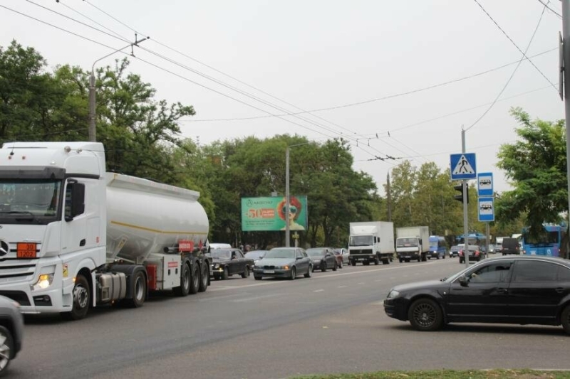 ДТП у Миколаєві: в одному з мікрорайонів утворився затор,- ФОТО