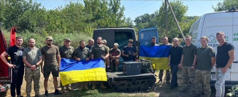 Сергій Надал повіз на передову техніку та обладнання для 128 бригади, 44 бригади та 16 батальйону