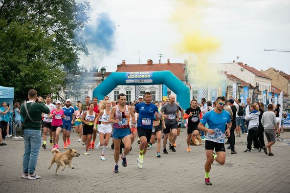 В Ужгороді сьогодні провели благодійний забіг на підтримку підрозділів Повітряних сил ЗСУ