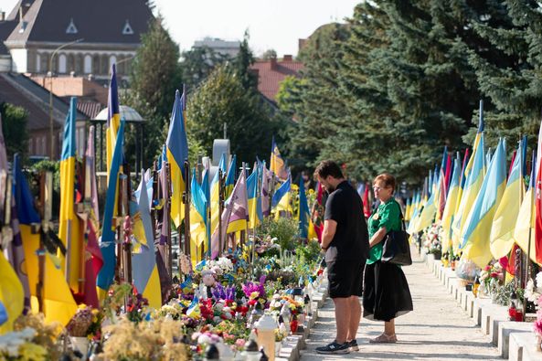 В Ужгороді вшанували пам&apos;ять загиблих Героїв