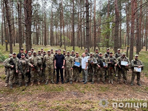 Закарпатським бійцям зведеної бригади Нацполіції «Скеля» вручили відзнаки та нагороди