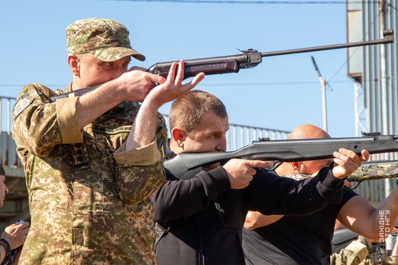 Чотири медалі і три кубки завоювала команда закарпатського підрозділу Нацгвардії у спортивних змаганнях товариства «Динамо»