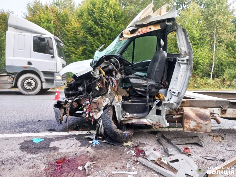 Поблизу Костополя загинув водій легкової вантажівки (ФОТО)