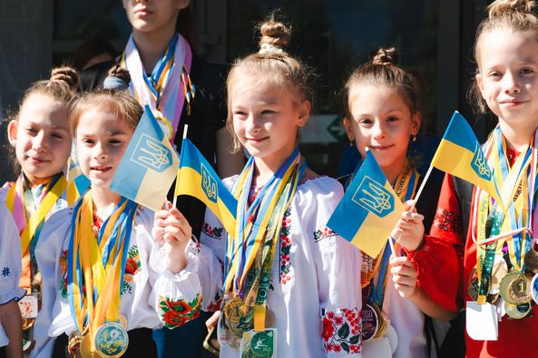 Понад 430 спортсменів взяли участь у «Ході чемпіонів» в Ужгороді