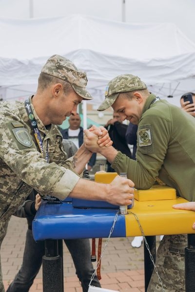 У Хусті відбувся відкритий турнір з армреслінгу серед учасників війни