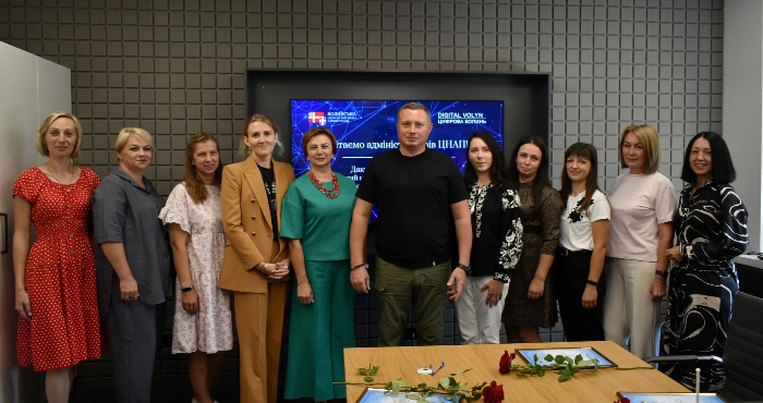 У Луцьку нагородили працівниць Боратинського, Підгайцівського та Луцького ЦНАПів