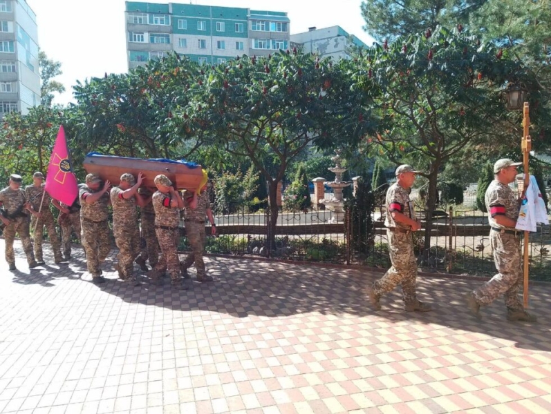 У Сумах попрощались із захисниками Юрієм Вороніним та Олександром Матвєєвим