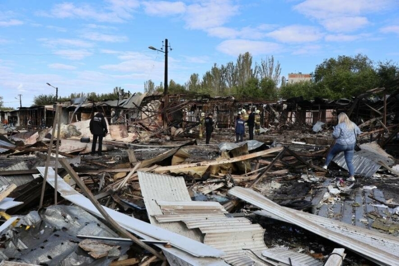 Наслідки російського удару по Миколаєву, - ФОТОРЕПОРТАЖ