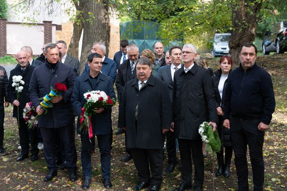 В Ужгороді вшанували пам&apos;ять полеглих під час Угорської революції 1956 року проти комуністичної диктатури