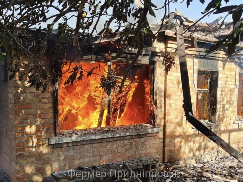 Від ворожих обстрілів у Марганецькій громаді постраждали два чоловіки