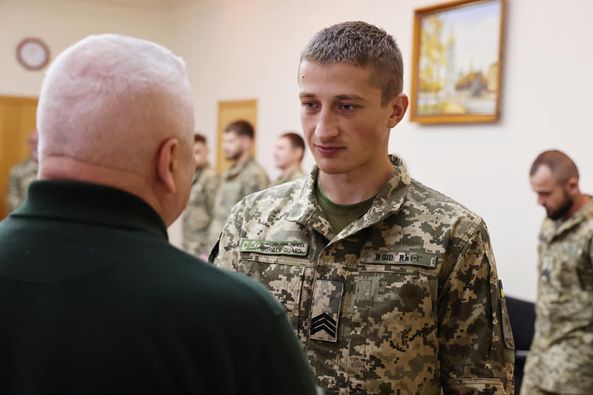 Восьмеро прикордонників Чопського загону отримали високі державні нагороди